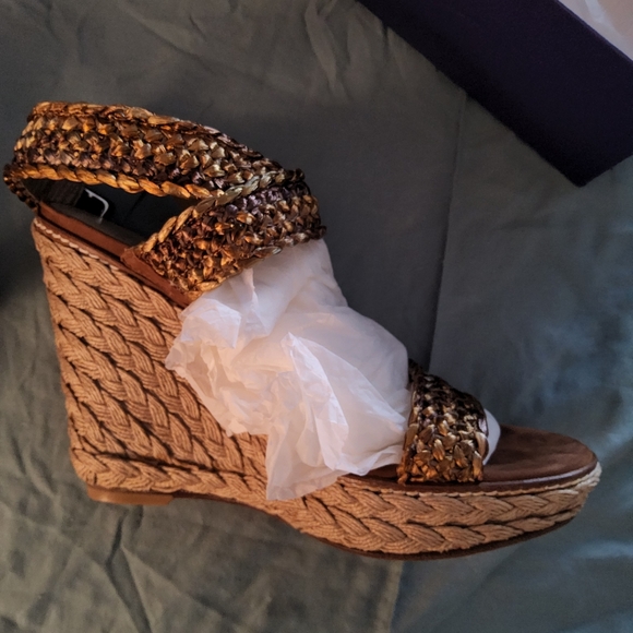 Stuart Weitzman Alex Wedge Platform Sandal 8.5 Gilt African Raffia - Picture 8 of 8